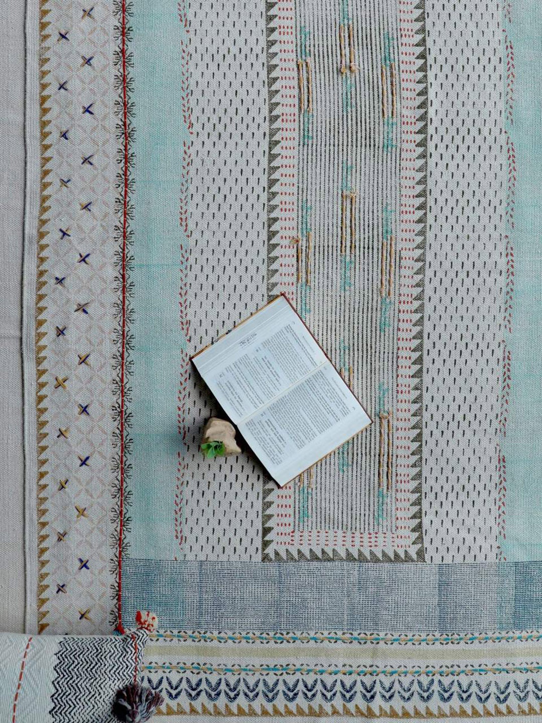 

Art Avenue Off White & Pink Ethnic Motifs Printed & Embroidered Cotton Rectangular Carpet