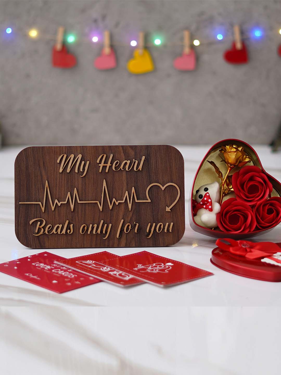 

eCraftIndia Red & Brown 3 Pcs Valentine Gift Set