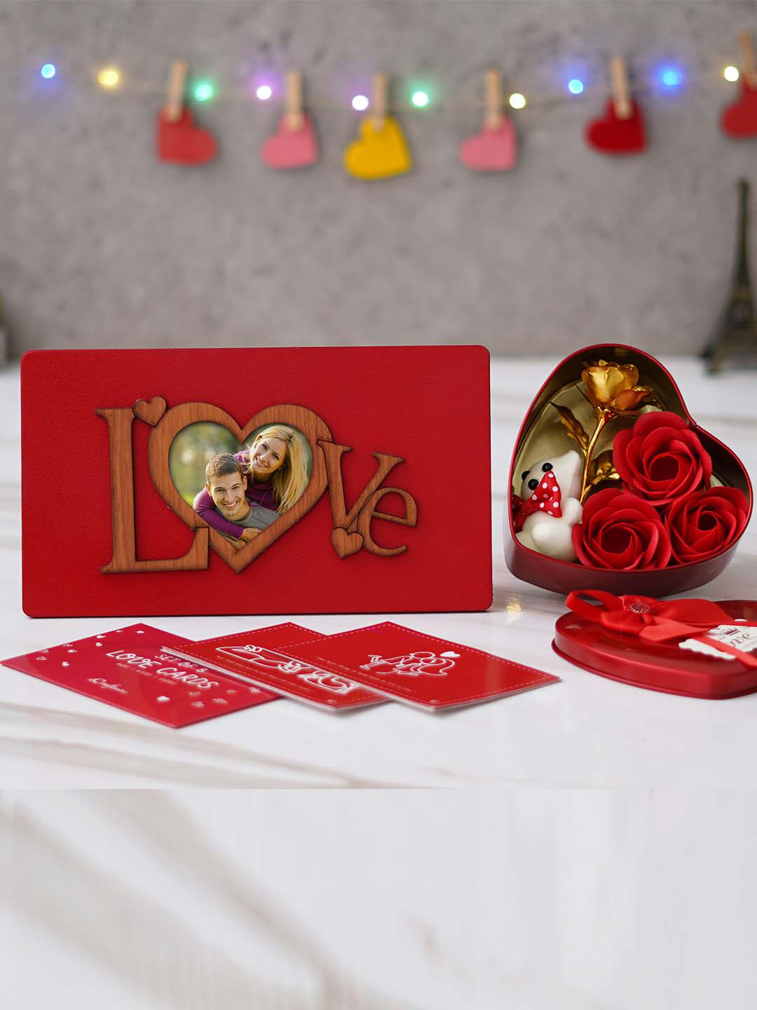 

eCraftIndia Red & White 3 Pcs Valentine Gift Set