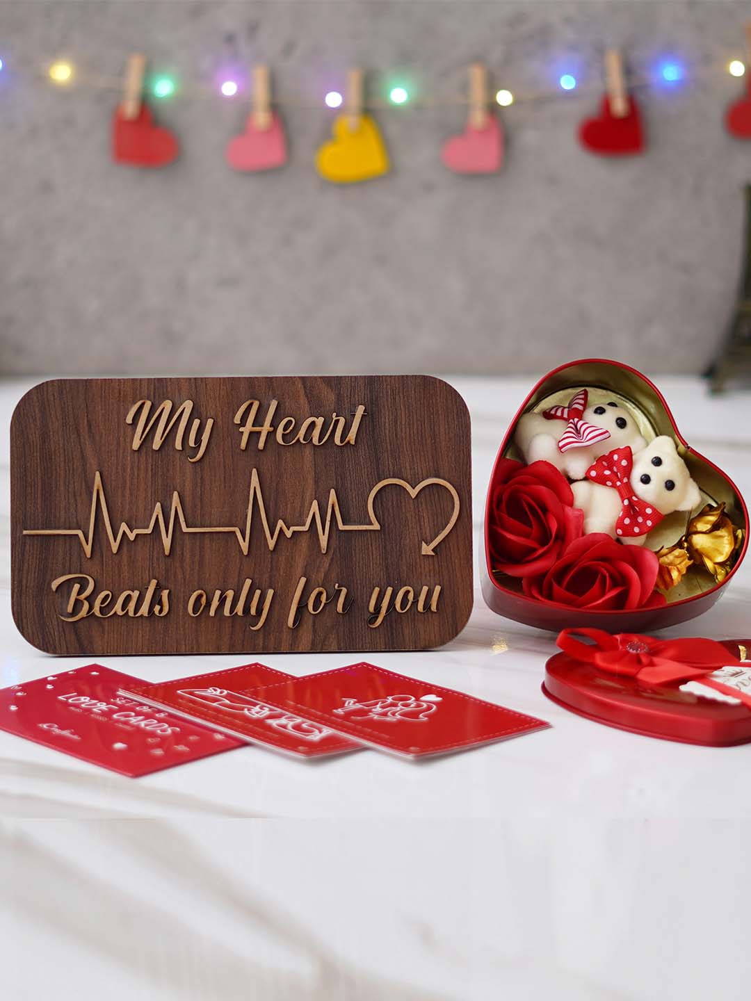 

eCraftIndia Red & Brown 3 Pcs Valentine Gift Set