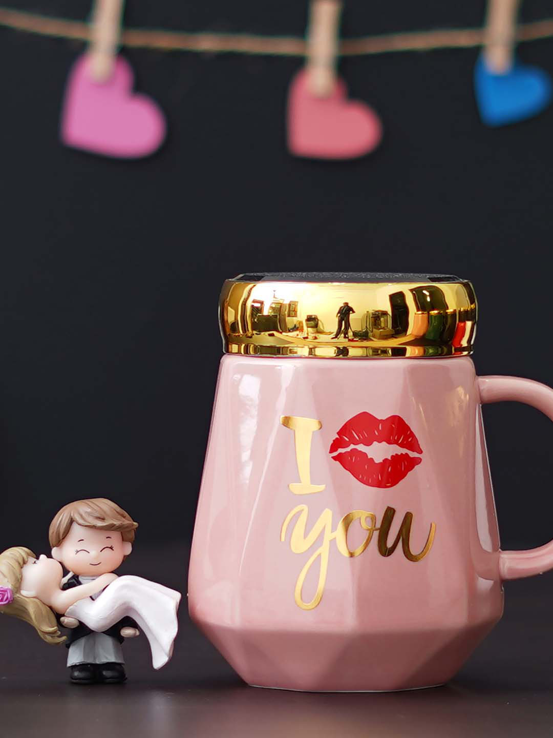 

eCraftIndia 2 Pieces Pink & White Printed Ceramic Mug With Decorative Showpiece