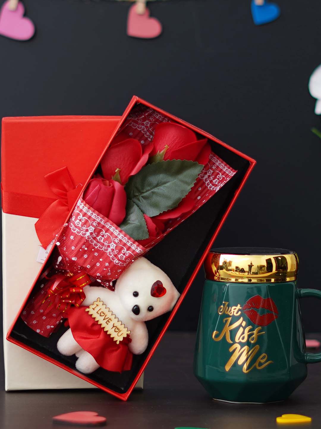 

eCraftIndia 2 Pcs Red & Green Printed Ceramic Mug & Box Valentine's Day Gift Set
