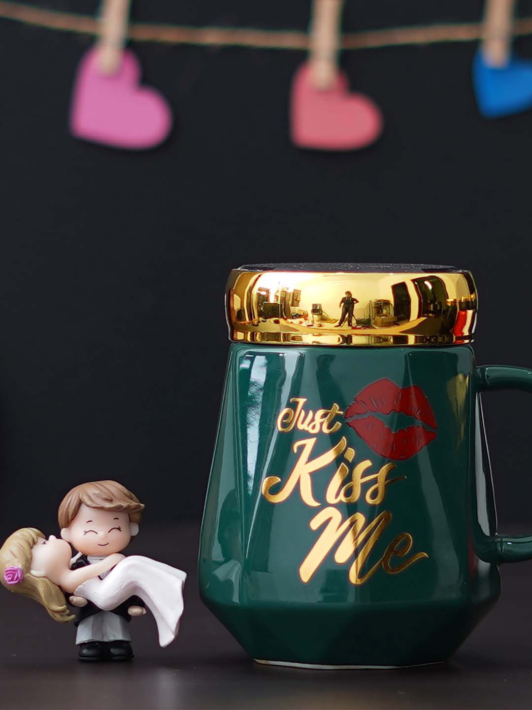 

eCraftIndia Green & White 2 Pcs Valentine Gift Set