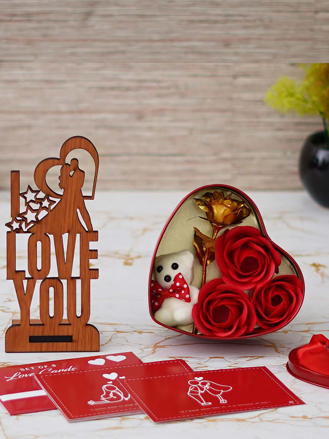 

eCraftIndia Red & White 3 Pcs Valentine Gift Set