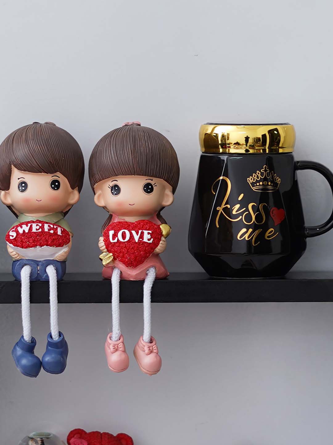 

eCraftIndia Black & Brown 2 Pcs Valentine Gift Set