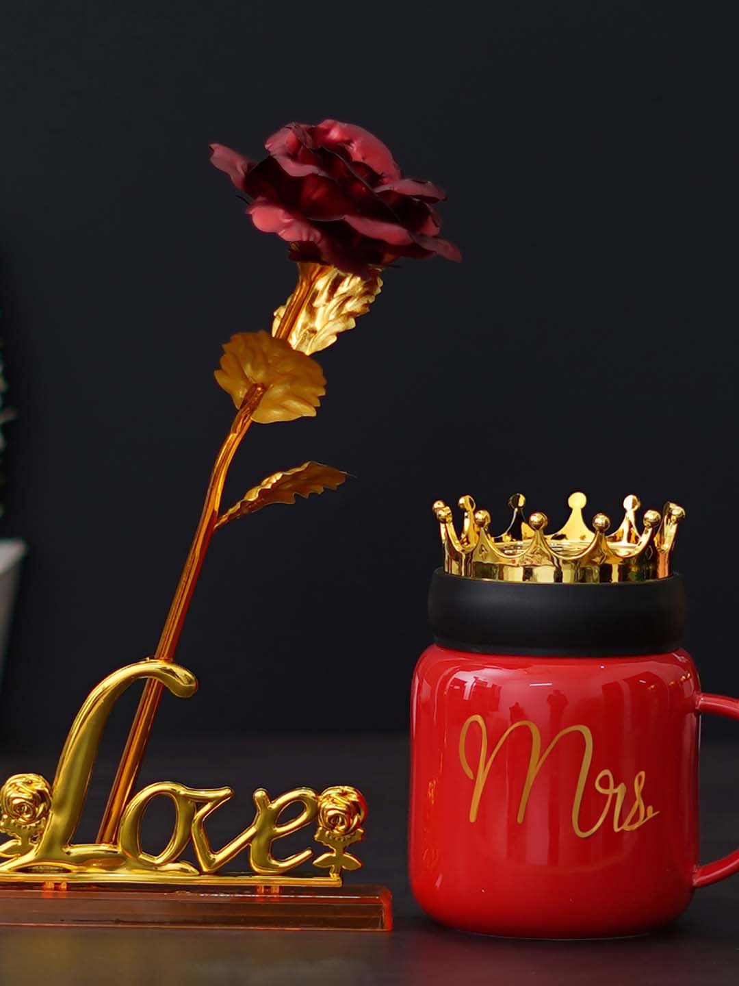 

eCraftIndia Red & Black 2 Pcs Valentine Gift Set