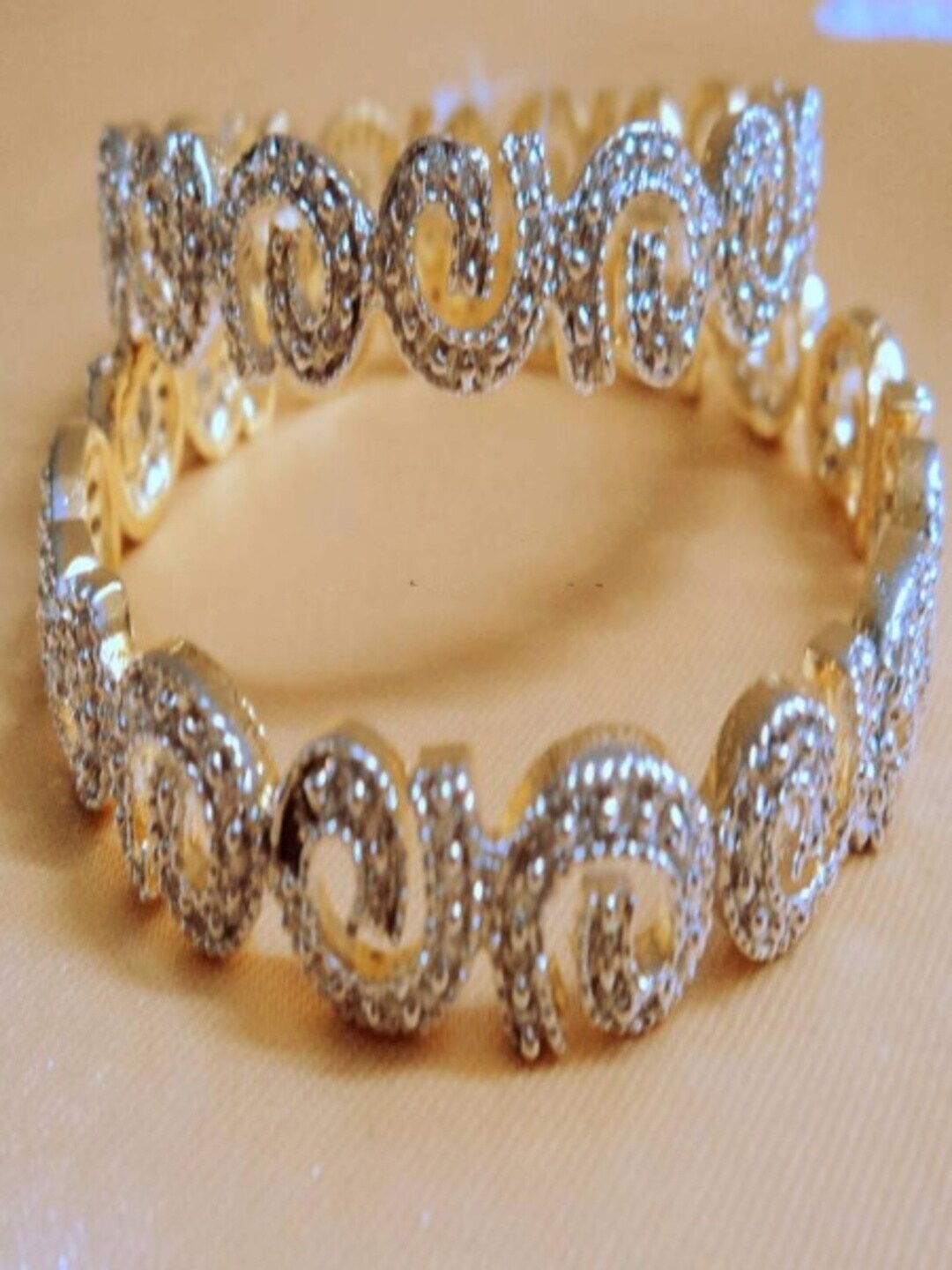 

Runjhun Set Of 2 Gold-Plated & AD-Studded Bangles