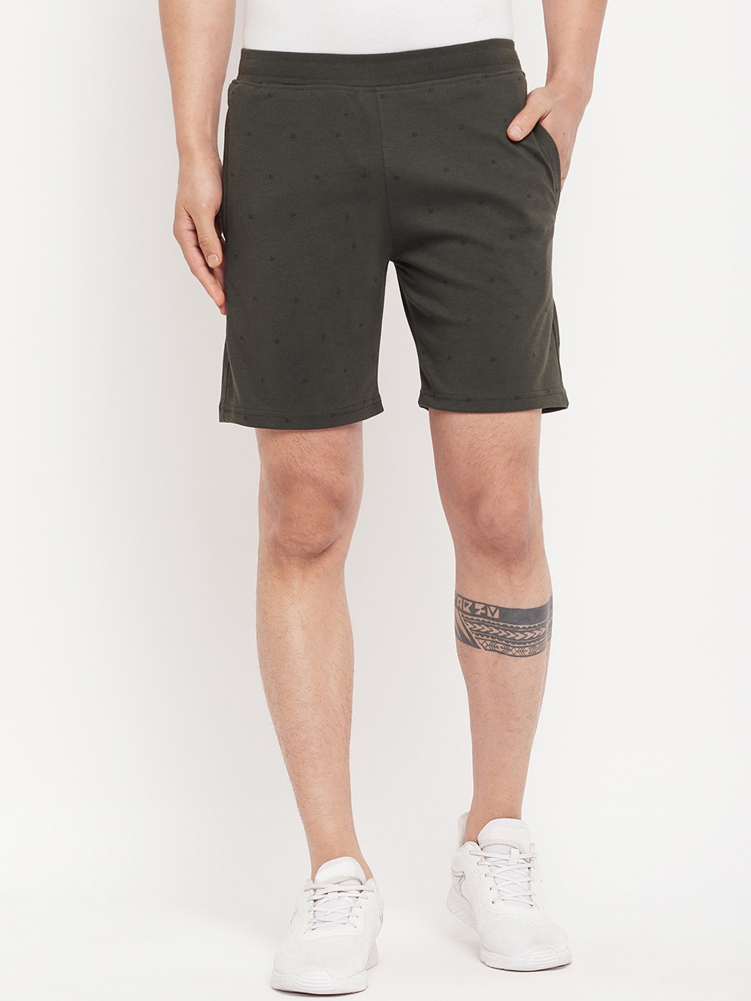 

Okane Men Micro Ditsy Printed Mid Rise Shorts, Olive