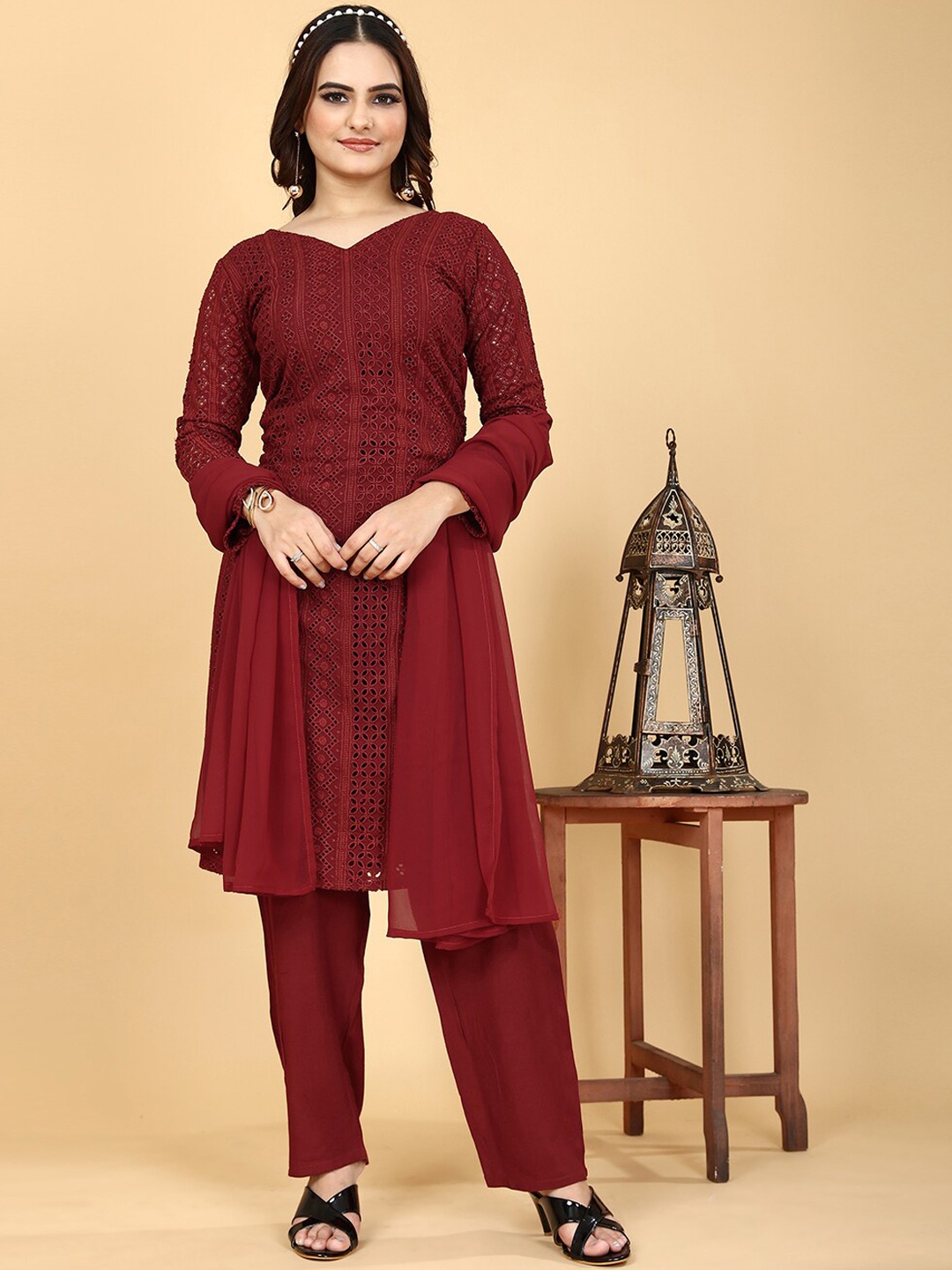 

PRENEA Women Floral Kurta with Trousers & Dupatta, Red