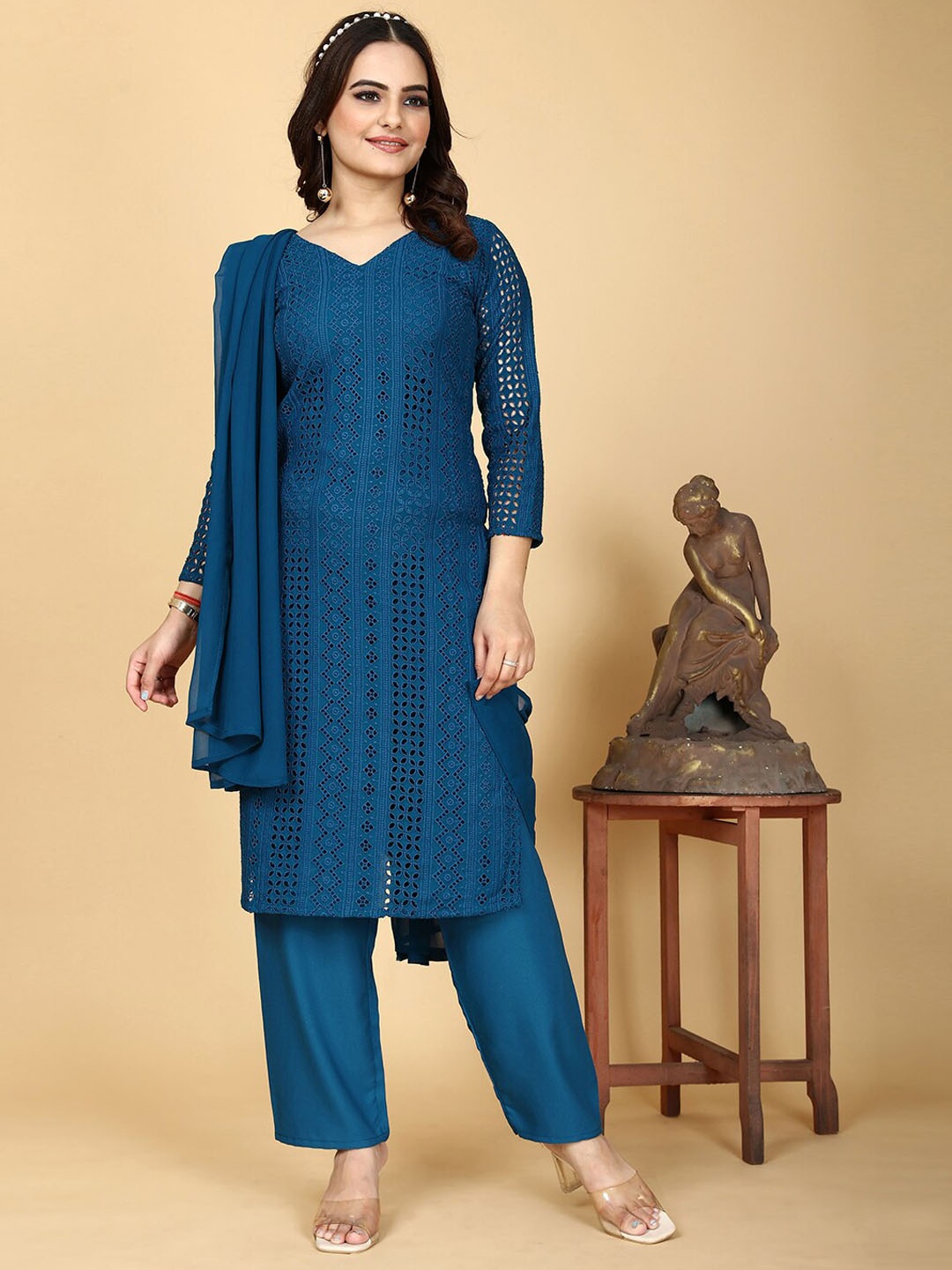 

PRENEA Women Self Design Kurta with Trousers & Dupatta, Blue