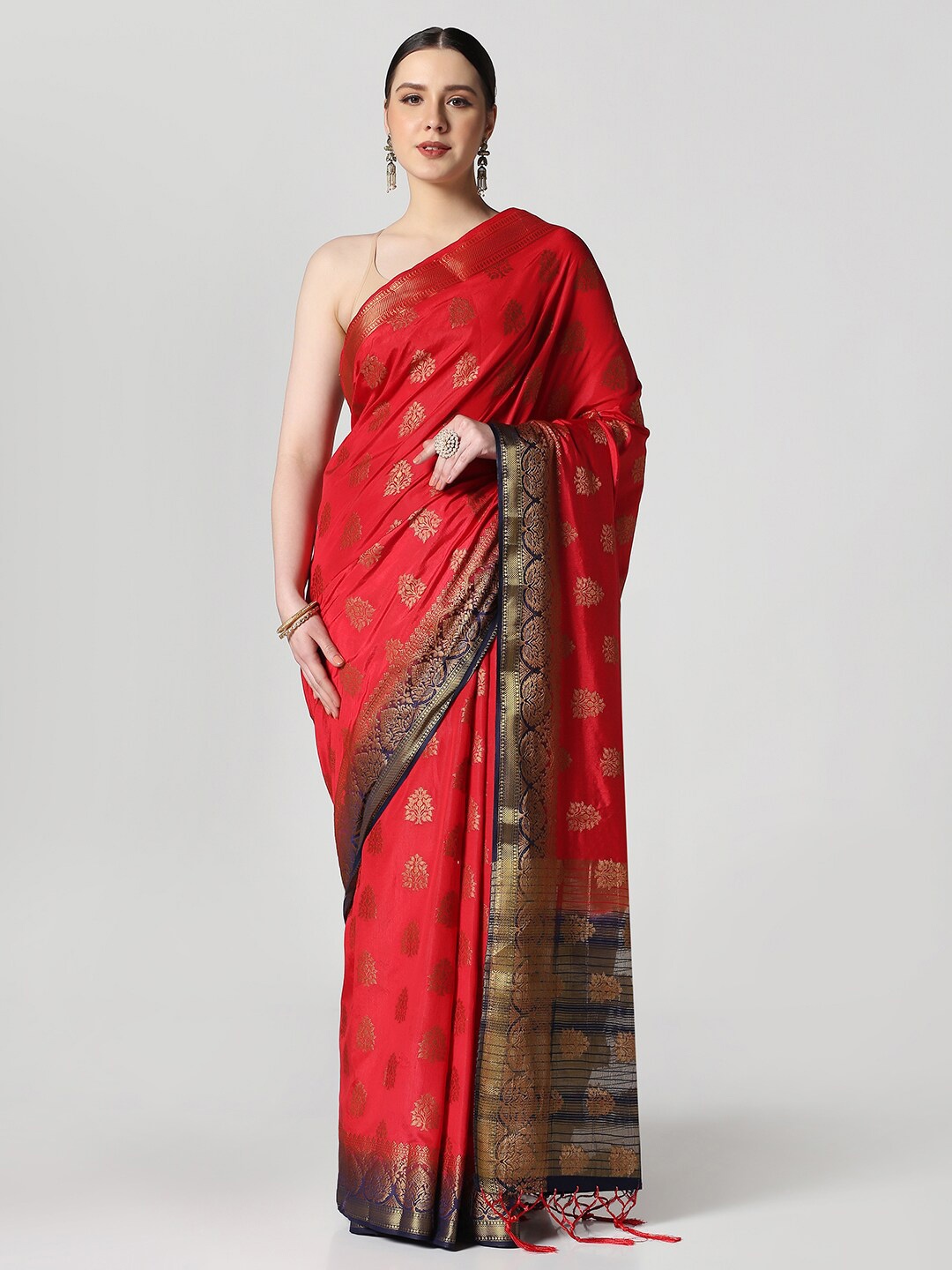 

BOMBAY SELECTIONS Ethnic Motif Zari Banarasi Saree, Maroon