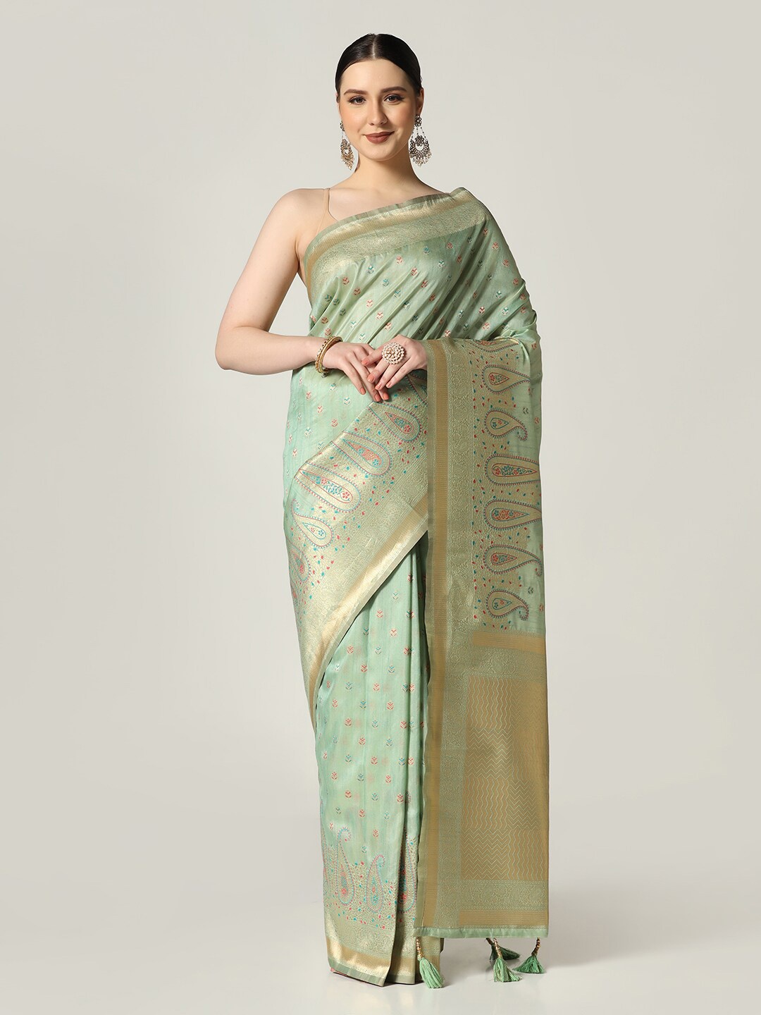 

BOMBAY SELECTIONS Paisley Motif Woven Design Zari Banarasi Saree, Green