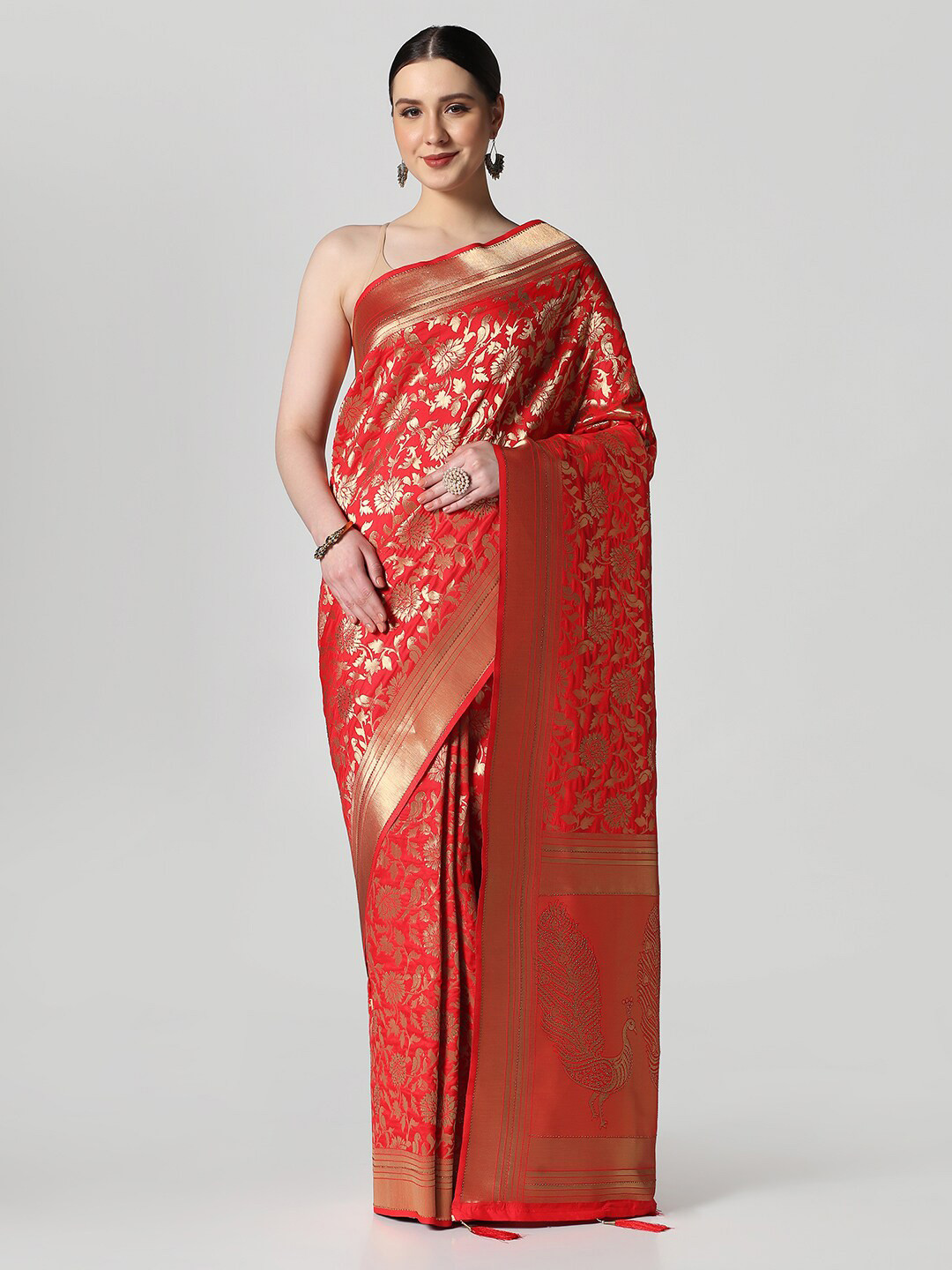 

BOMBAY SELECTIONS Ethnic Motif Woven Design Zari Banarasi Saree, Red