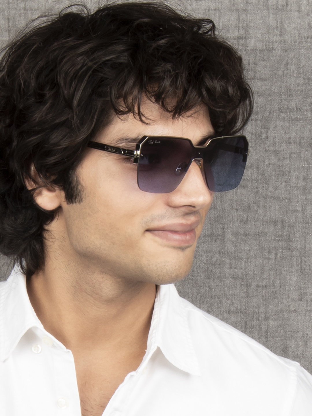

Ted Smith Square Sunglasses with Polarised and UV Protected Lens NUVUE_C4, Grey