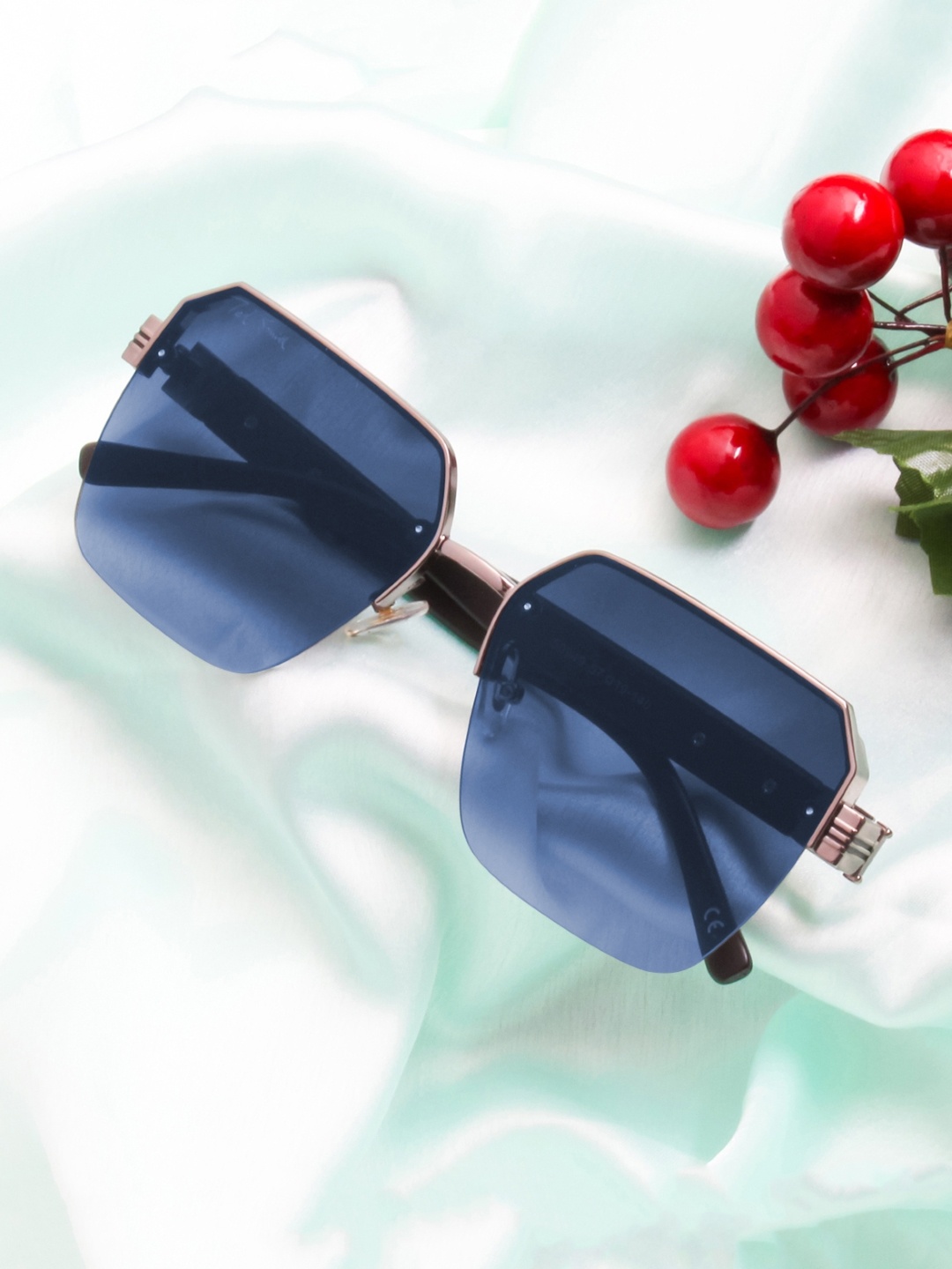 

Ted Smith Square Sunglasses with Polarised and UV Protected Lens CARMA_C5, Grey