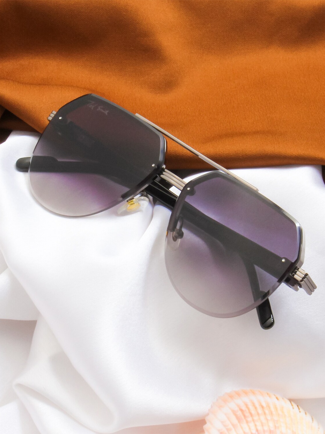 

Ted Smith Aviator Sunglasses with Polarised and UV Protected Lens, Grey