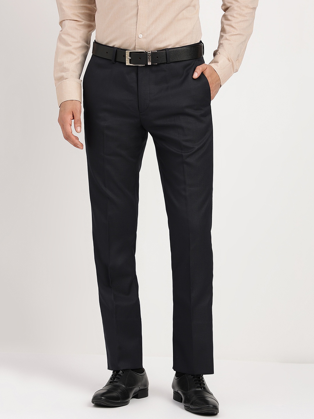

Arrow Men Autoflex Dobby Tailored Fit Formal Trousers, Black
