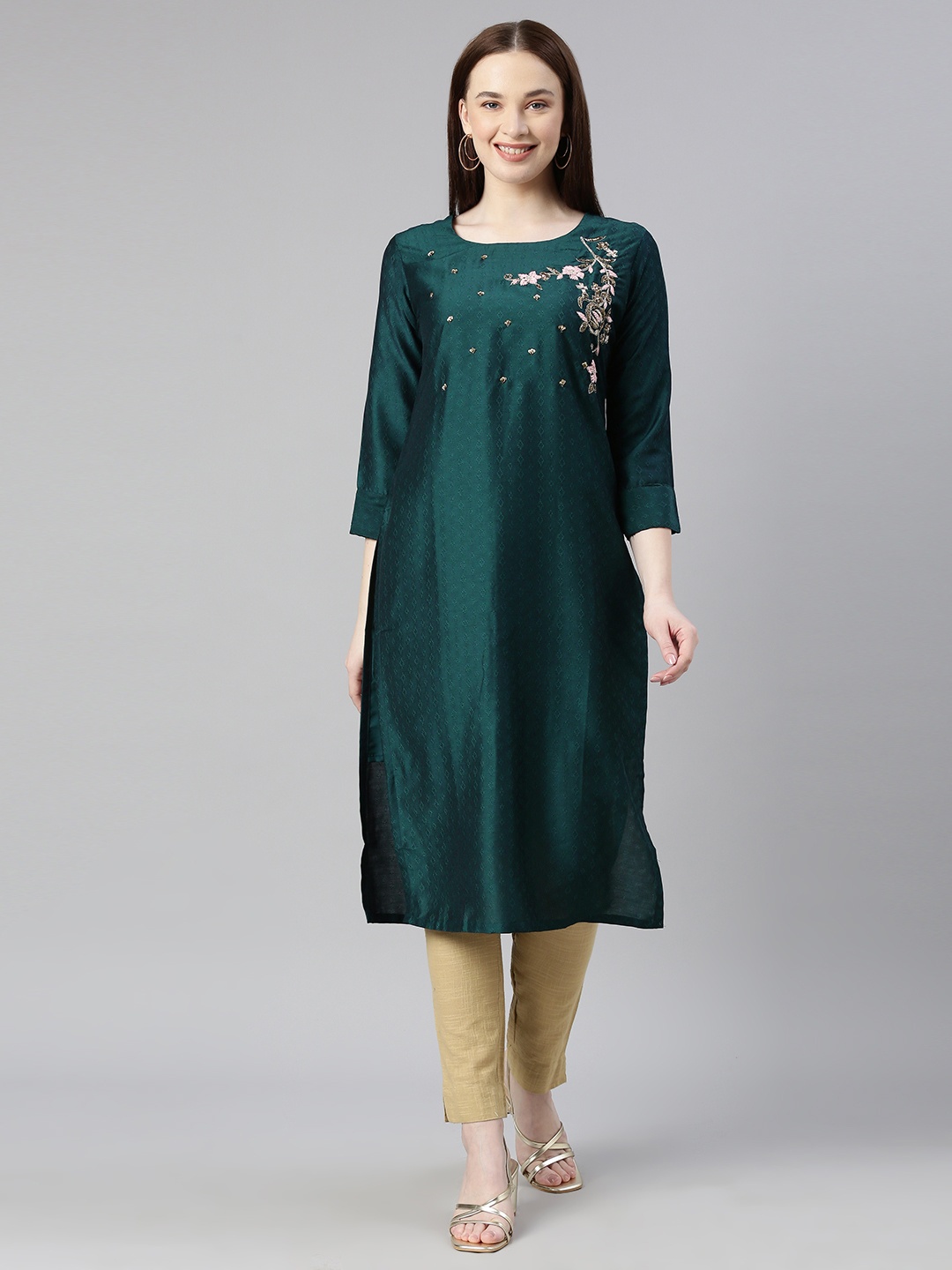 

DEETYA ARTS Floral Embellished Straight Kurta, Blue