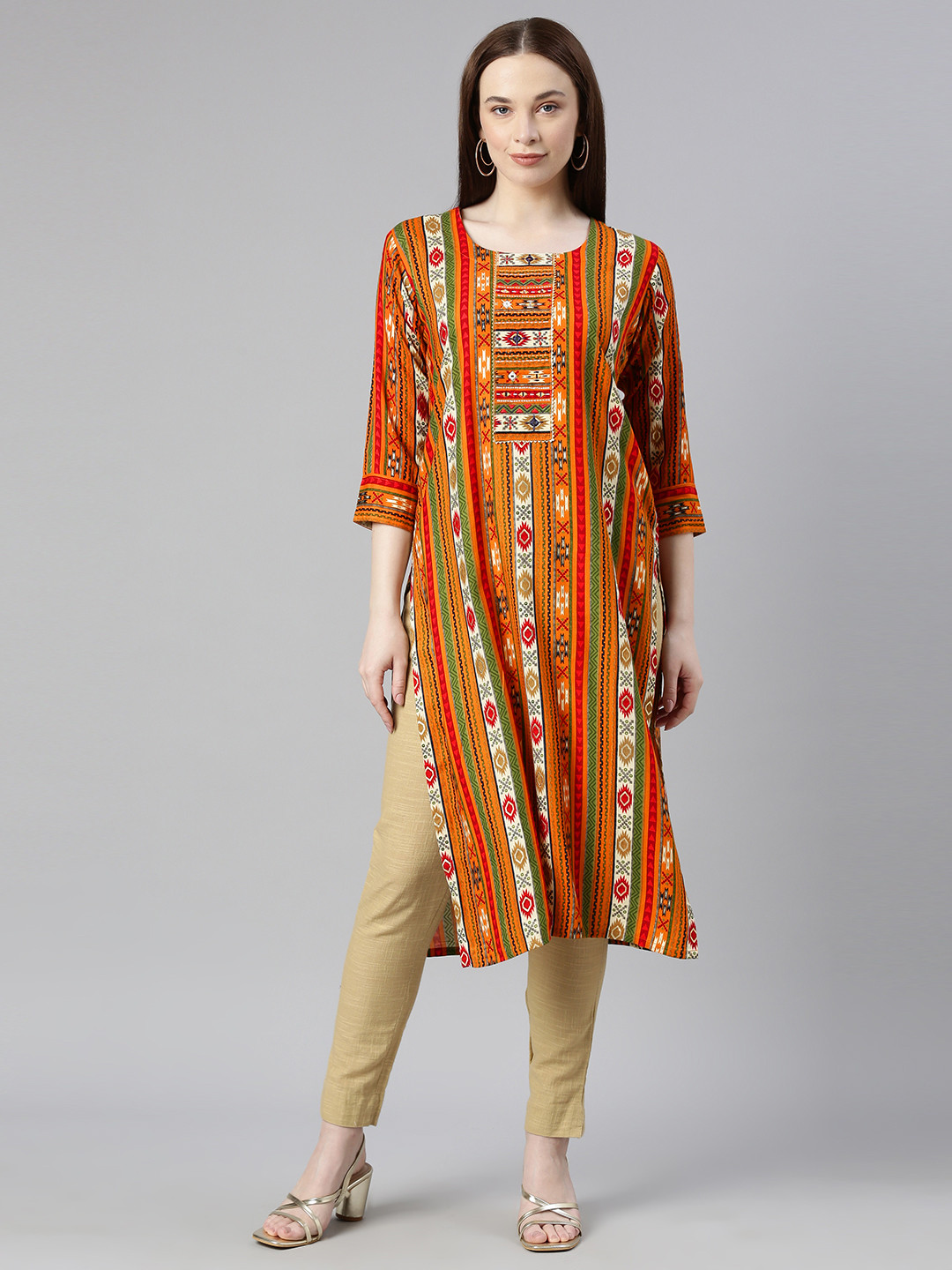 

DEETYA ARTS Geometric Printed Straight Kurta, Yellow