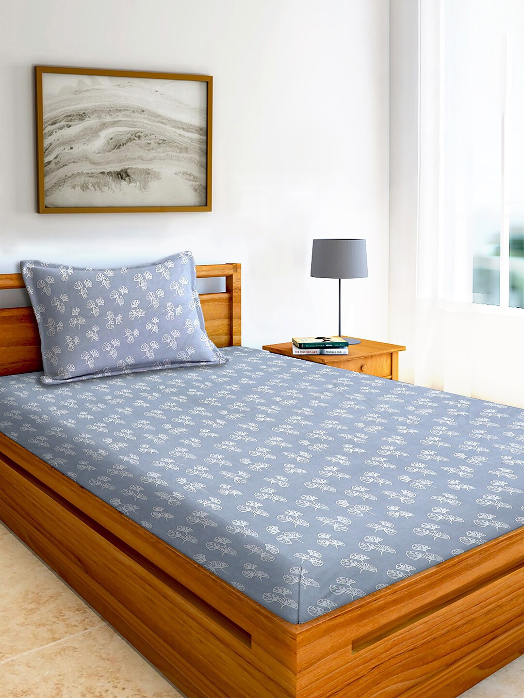 

AEROHAVEN Grey & White Floral 210 TC Flat Cotton Single Bedsheet with 1 Pillow Cover