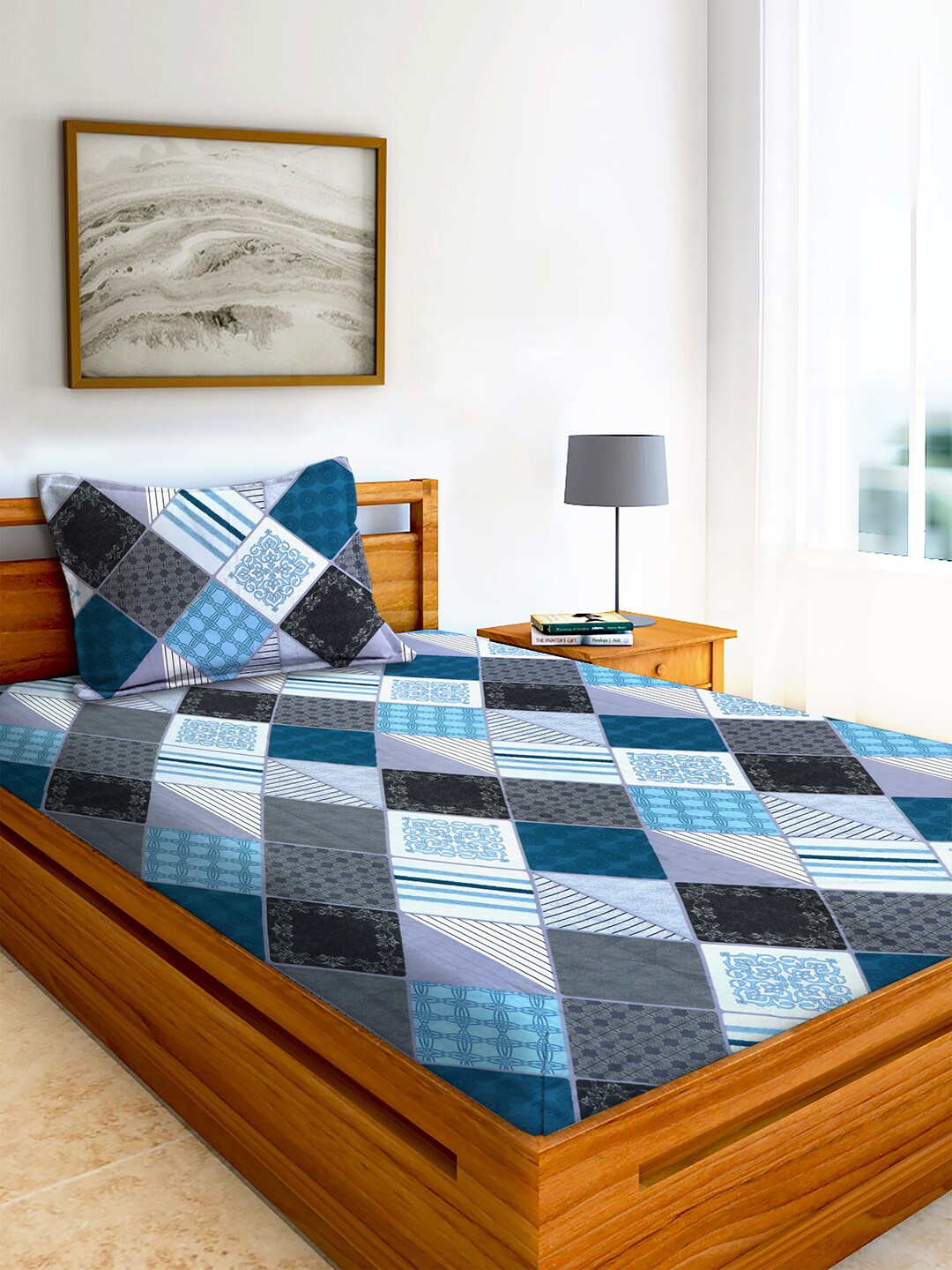 

AEROHAVEN Blue & Grey Geometric 210 TC Flat Cotton Single Bedsheet with 1 Pillow Cover