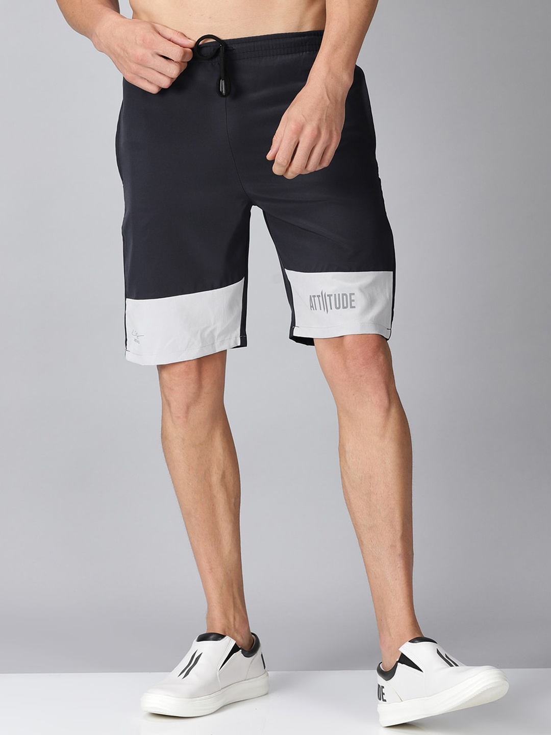 

ATTIITUDE Men Colourblocked Low-Rise Rapid Dry Sports Shorts, Charcoal