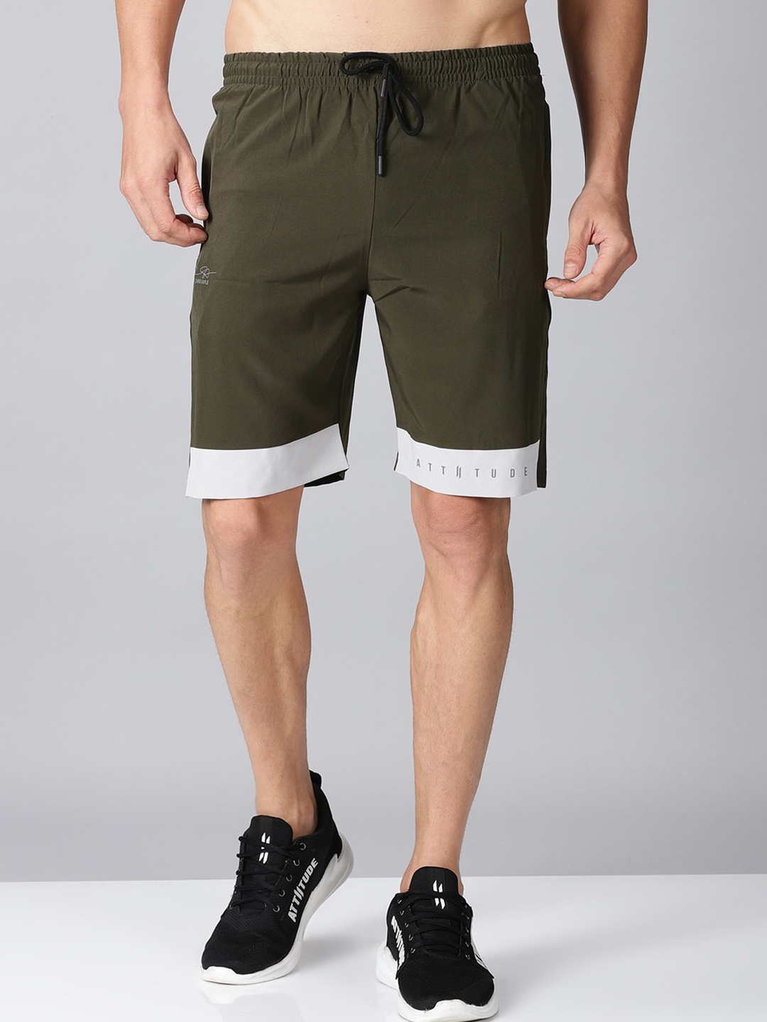 

ATTIITUDE Men Colourblocked Low-Rise Rapid-Dry Regular Fit Sports Shorts, Olive