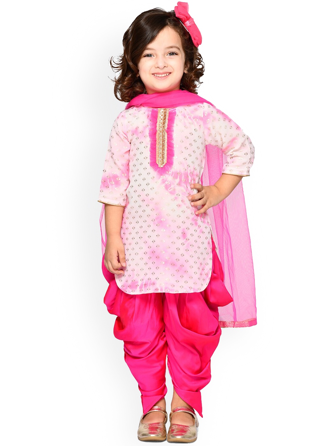 

SAKA DESIGNS Girls Ethnic Motifs Printed Kurta with Dhoti Pants & Dupatta, Pink