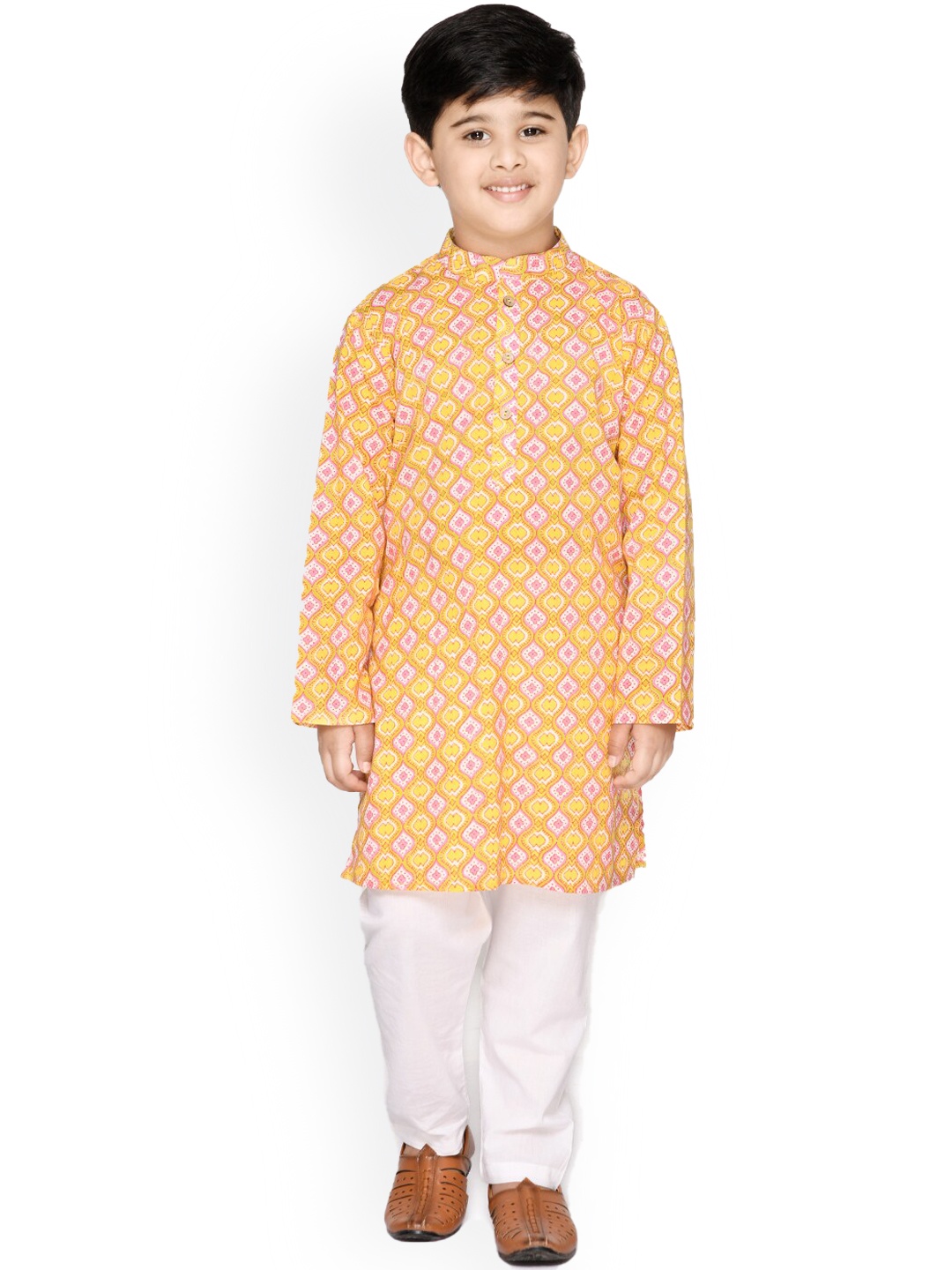 

SAKA DESIGNS Boys Ethnic Motifs Printed Pure Cotton Kurta with Pyjamas, Mustard