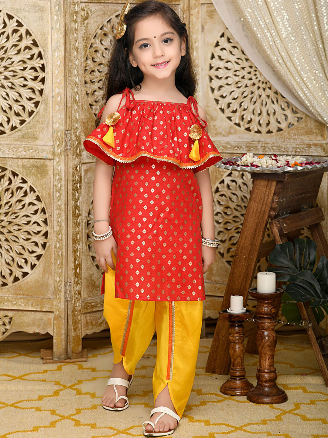

SAKA DESIGNS Girls Ethnic Motifs Printed Sleeveless Kurta with Dhoti Pants, Red