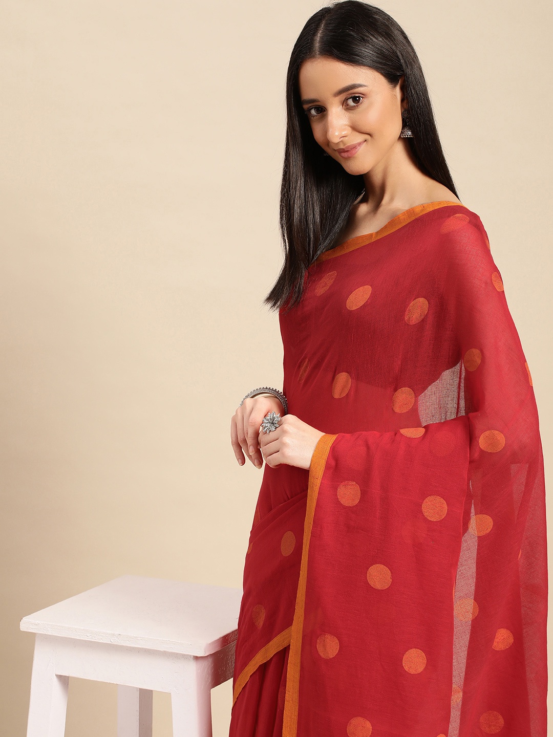 

DESH BIDESH Polka Dots Pure Cotton Taant Saree, Red