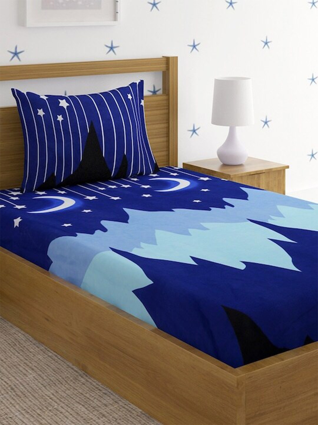 

Bajo's Blue Geometric 220 TC Flat Single Bedsheet with 1 Pillow Cover