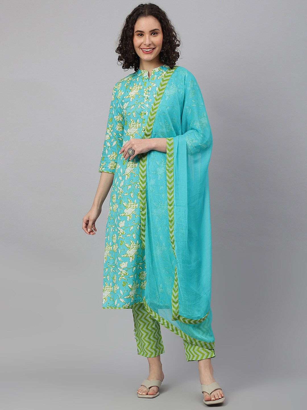 

SAABHI Women Floral Printed Pure Cotton Kurta with Trousers & Dupatta, Turquoise blue