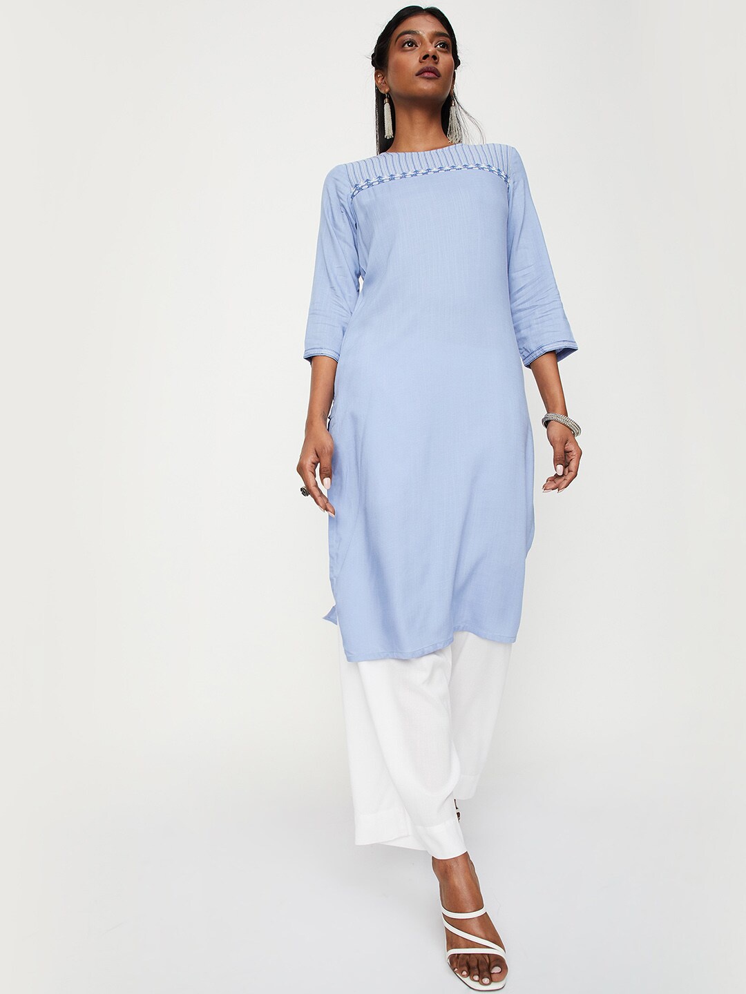 

max Women Embroidered Round Neck Kurta, Blue