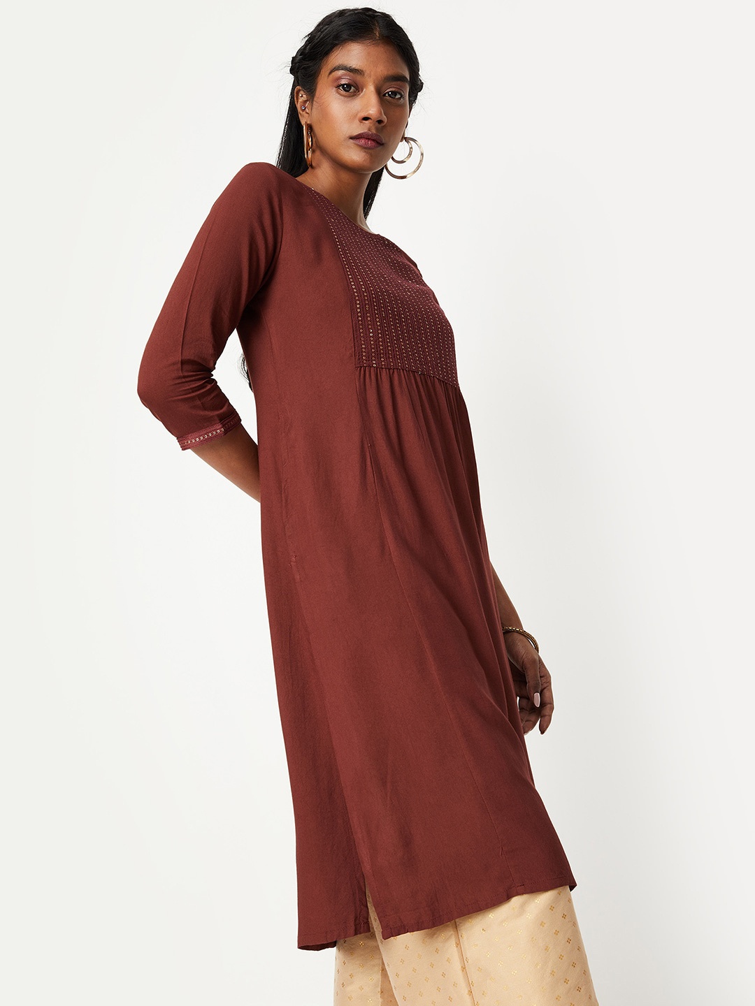 

max Women Sequined A-Line Pleated Kurta, Maroon