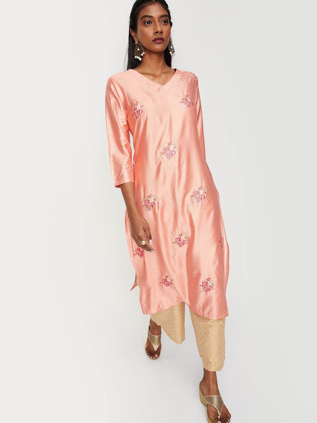 

max Women Floral Embroidered Kurta, Coral