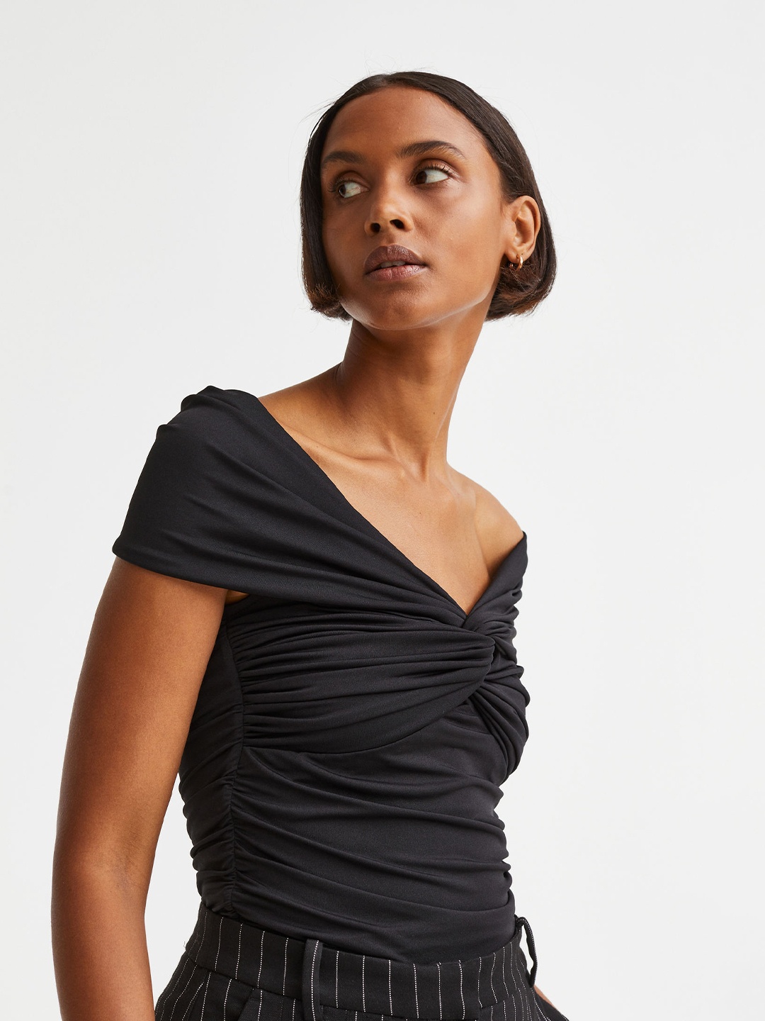 

H&M Off-The-Shoulder Top, Black