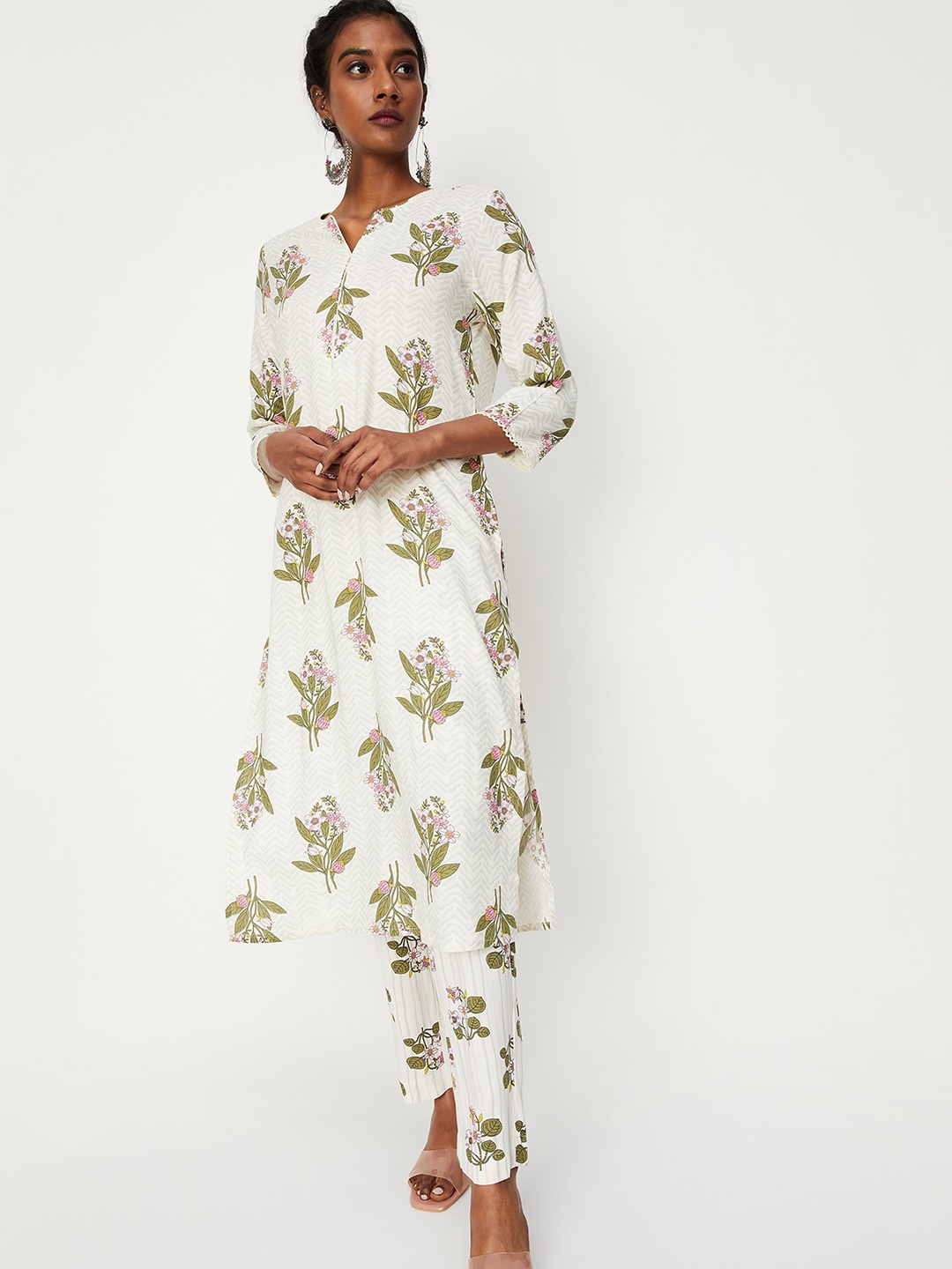 

max Women Floral Printed Kurta with Trousers, Off white