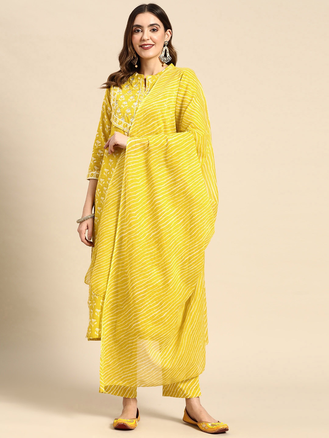 

INDYES Leheriya Yoke Design Sequinned Pure Cotton Kurta With Trousers & Dupatta, Yellow