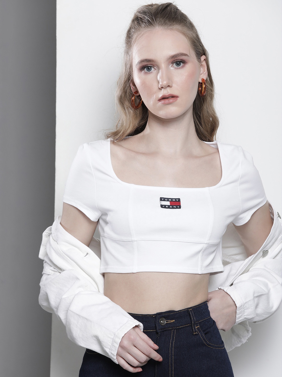 

Tommy Hilfiger Brand Logo Embroidered Fitted Crop Top, White