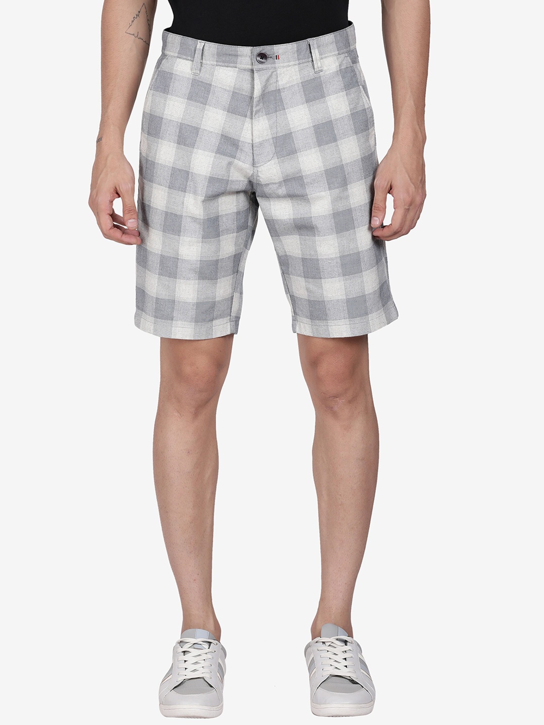 

t-base Men Cotton Checked Shorts, Navy blue
