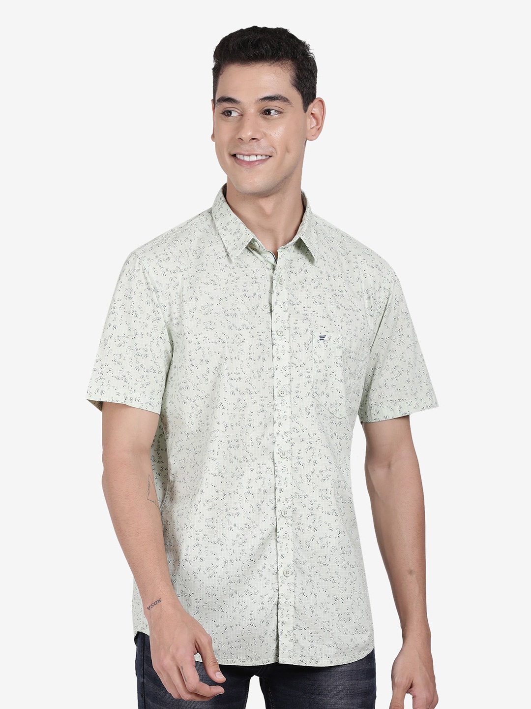 

t-base Men Floral Printed Cotton Casual Shirt, Green