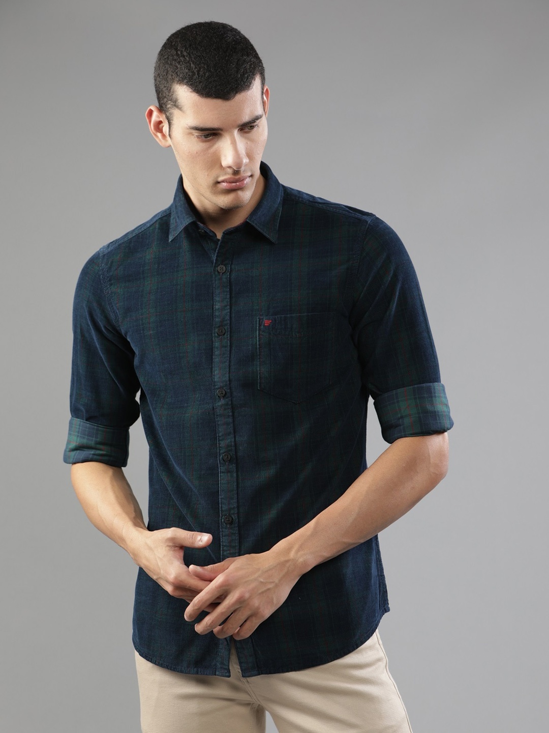 

t-base Men Tartan Checked Printed Casual Corduroy Shirt, Green