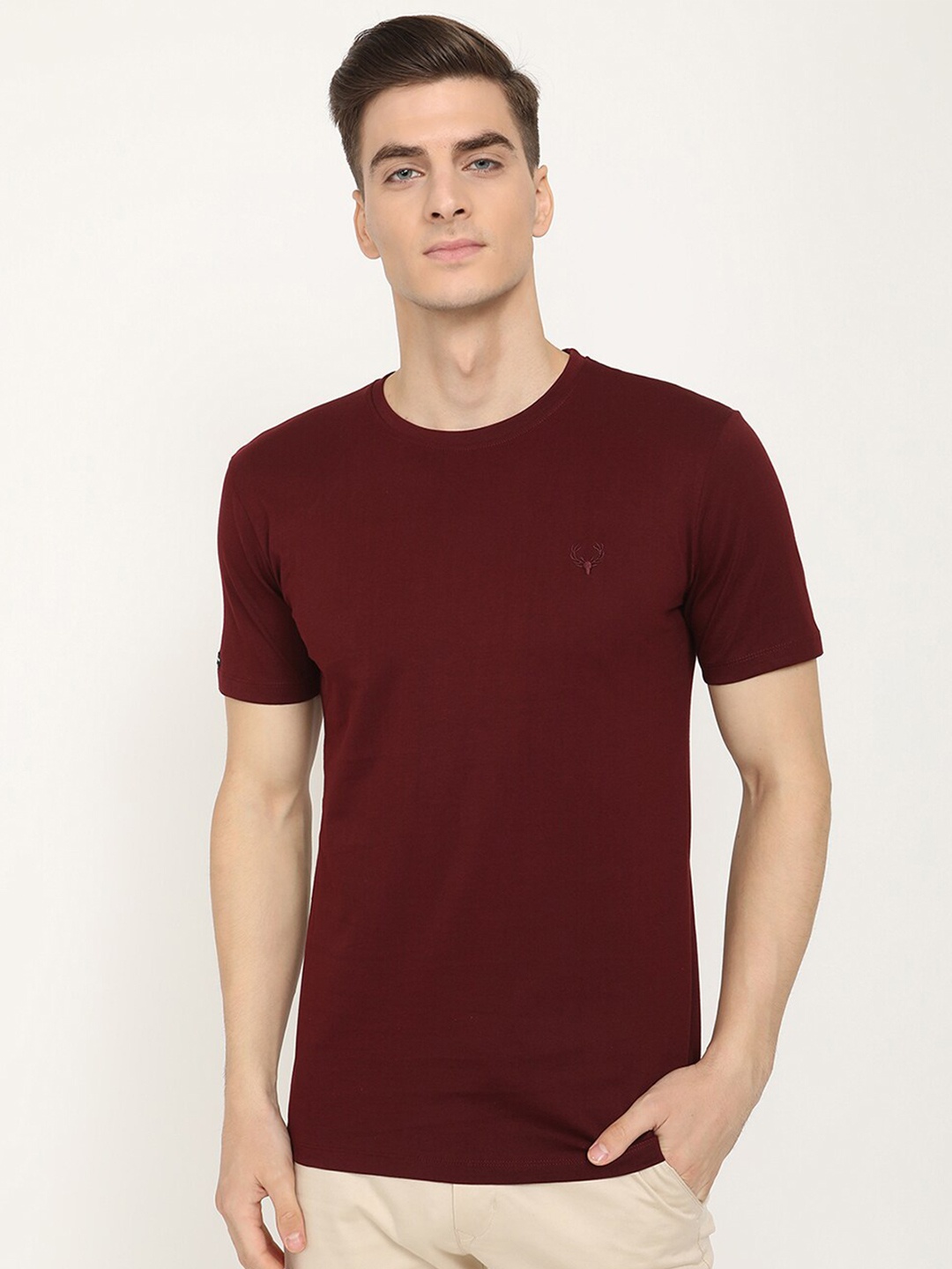 

V2 Value & Variety Men Pure Cotton T-shirt, Maroon