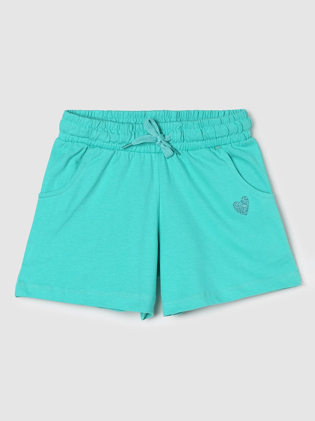 

max Girls Solid Mid Rise Pure Cotton Regular Shorts, Green