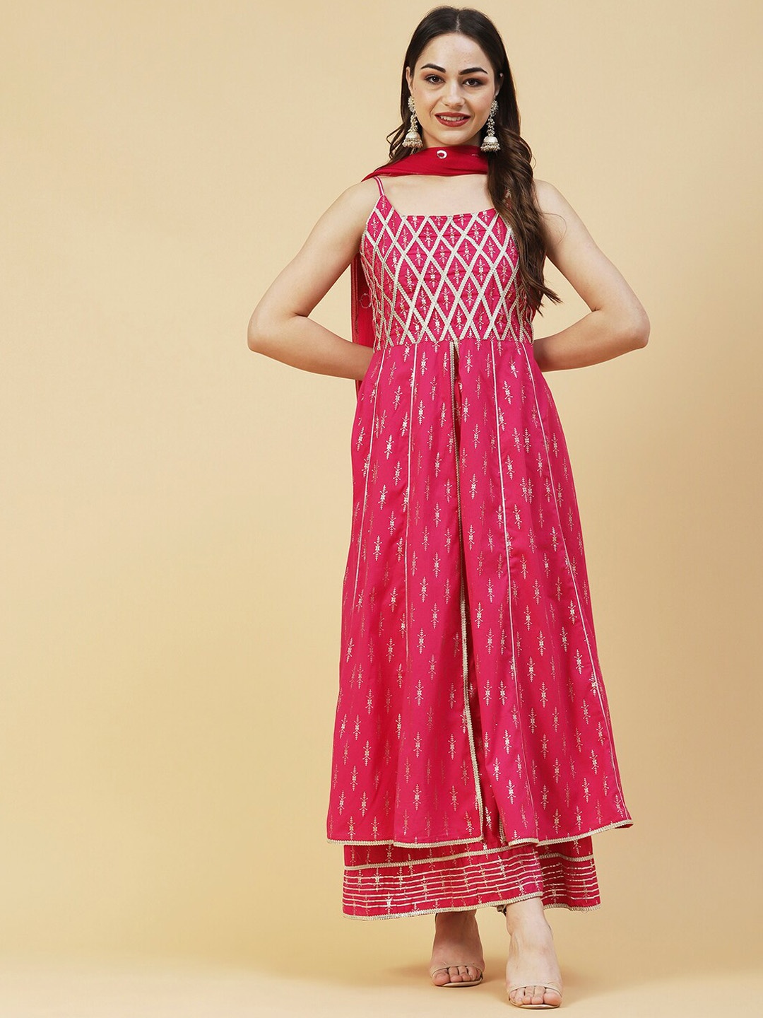 

FASHOR Women Floral Embroidered Sequinned Pure Cotton Kurta with Palazzos & Dupatta, Magenta