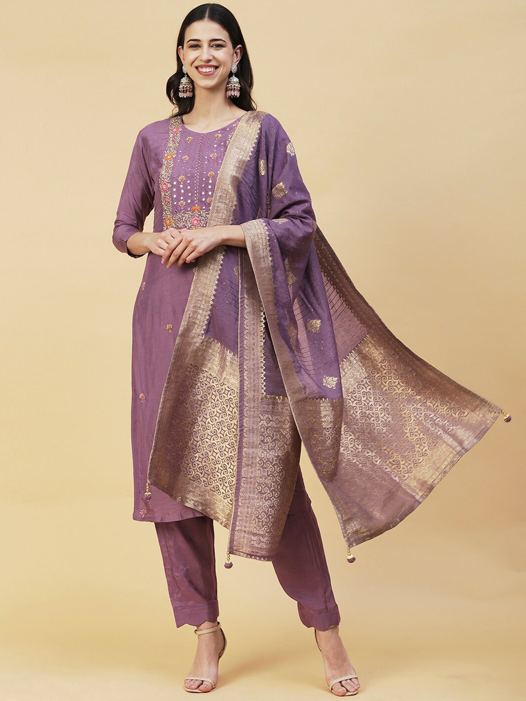 

FASHOR Floral Embroidered Mirror Work Kurta with Trousers & Dupatta, Lavender