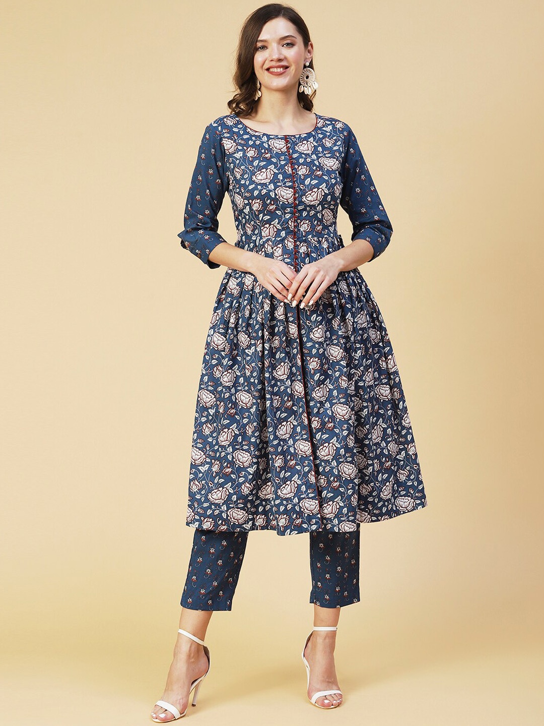 

FASHOR Women Ethnic Motifs Printed Pure Cotton Kurta with Trousers, Blue