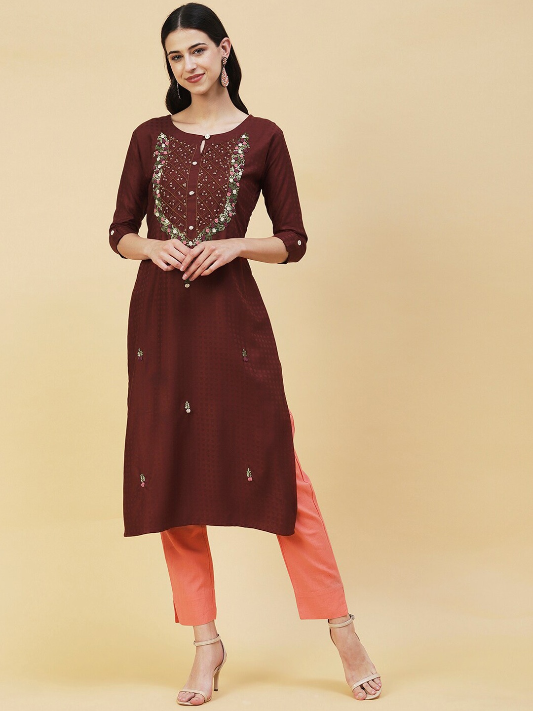 

FASHOR Women Floral Embroidered Thread Work Kurta, Brown