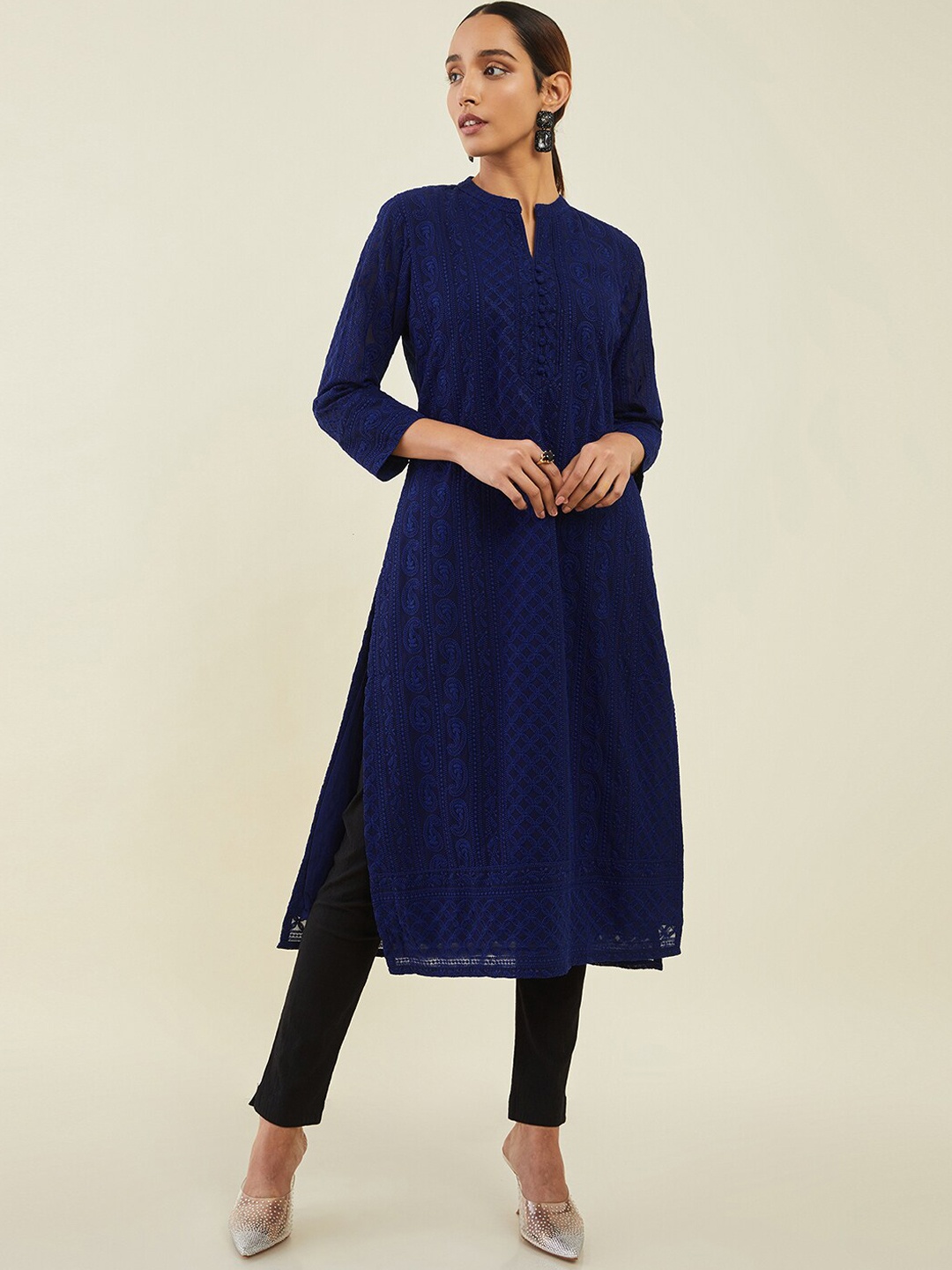 

Soch Women Ethnic Motifs Embroidered Chikankari Georgette Kurta, Navy blue